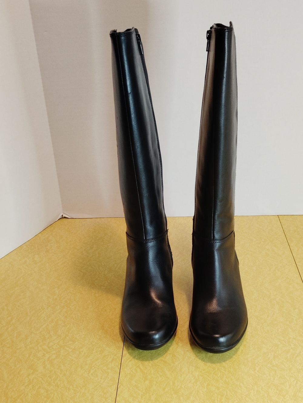 Clacks Black Boots Size 8M
